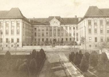 Tudománytörténeti hagyományok és örökség a kolozsvári (romániai magyar) néprajzkutatásban