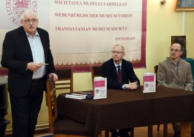 Tánczos Vilmos bemutatja Molnár Antal könyvét