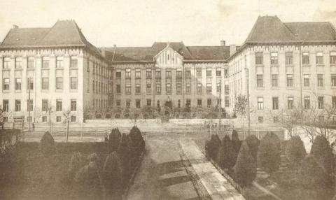 Tudománytörténeti hagyományok és örökség a kolozsvári (romániai magyar) néprajzkutatásban